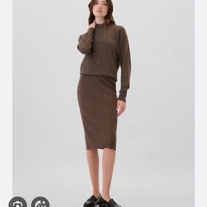 GAP Cashsoft Knit Midi Sweater Skirt